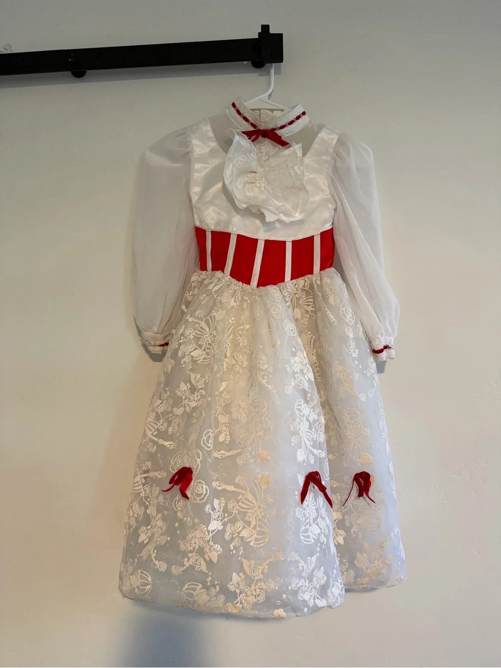 Disney Mary Poppins Deluxe Costume Girls Size 5/6